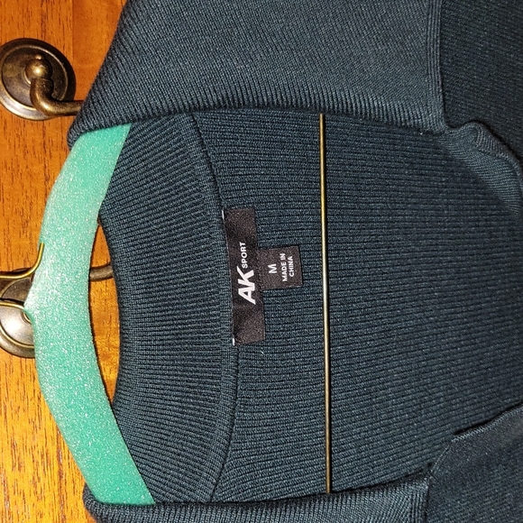 Ann Klein mid weight Sweater - Picture 2 of 4